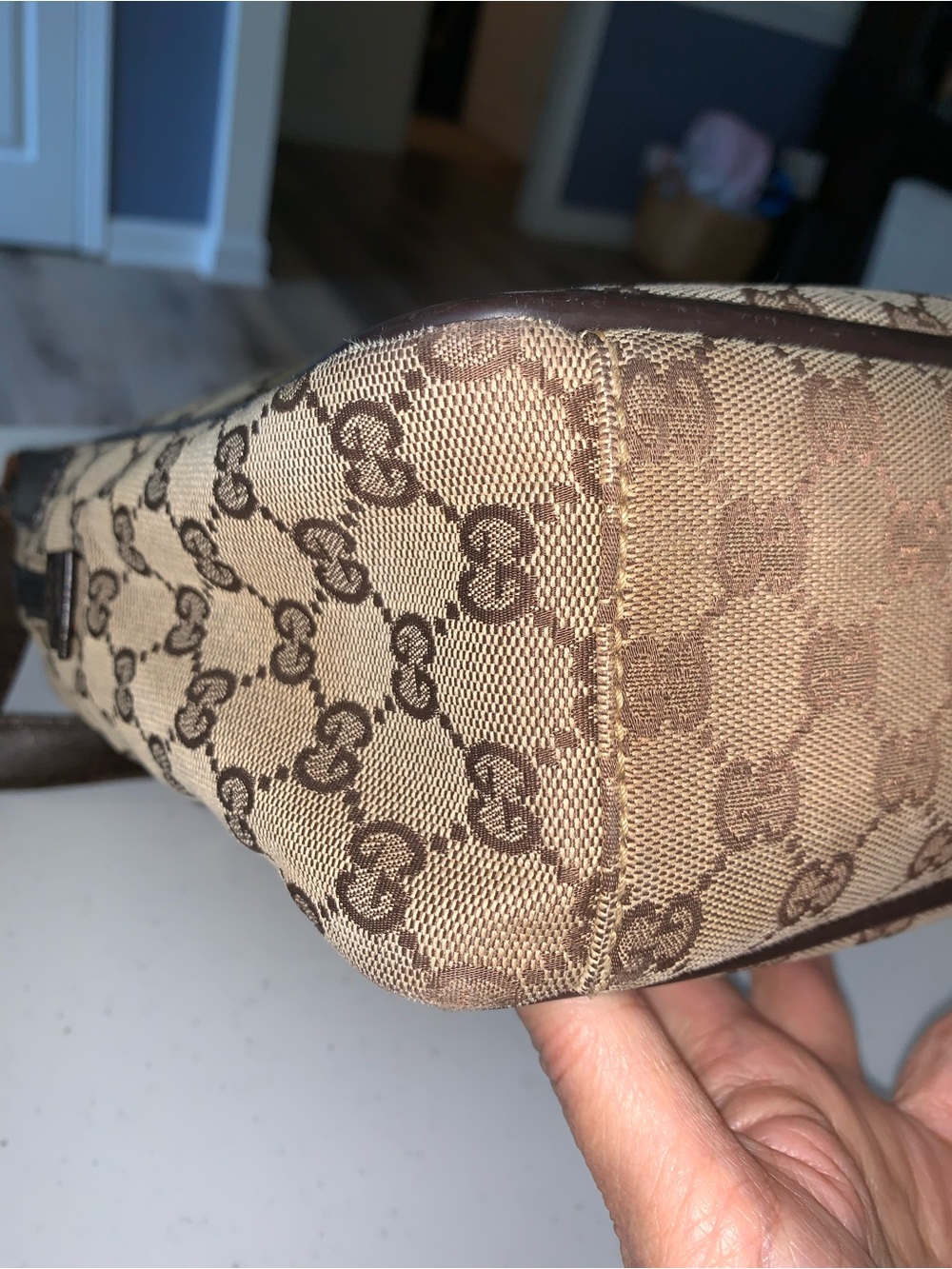 Gucci Beige & Brown GG
Canvas Messenger Bag needs new strap - Picture 7 of 17